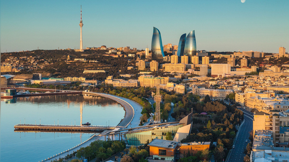 Azerbejdżan skrócił okres pobytu Rosjan w kraju z 180 do 90 dni