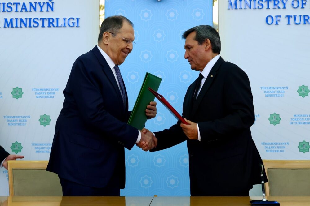 Stany Zjednoczone i Rosja walczą o wpływy w Turkmenistanie