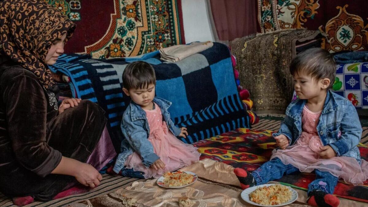 Tadżykistan udziela i przyjmuje pomoc żywnościową