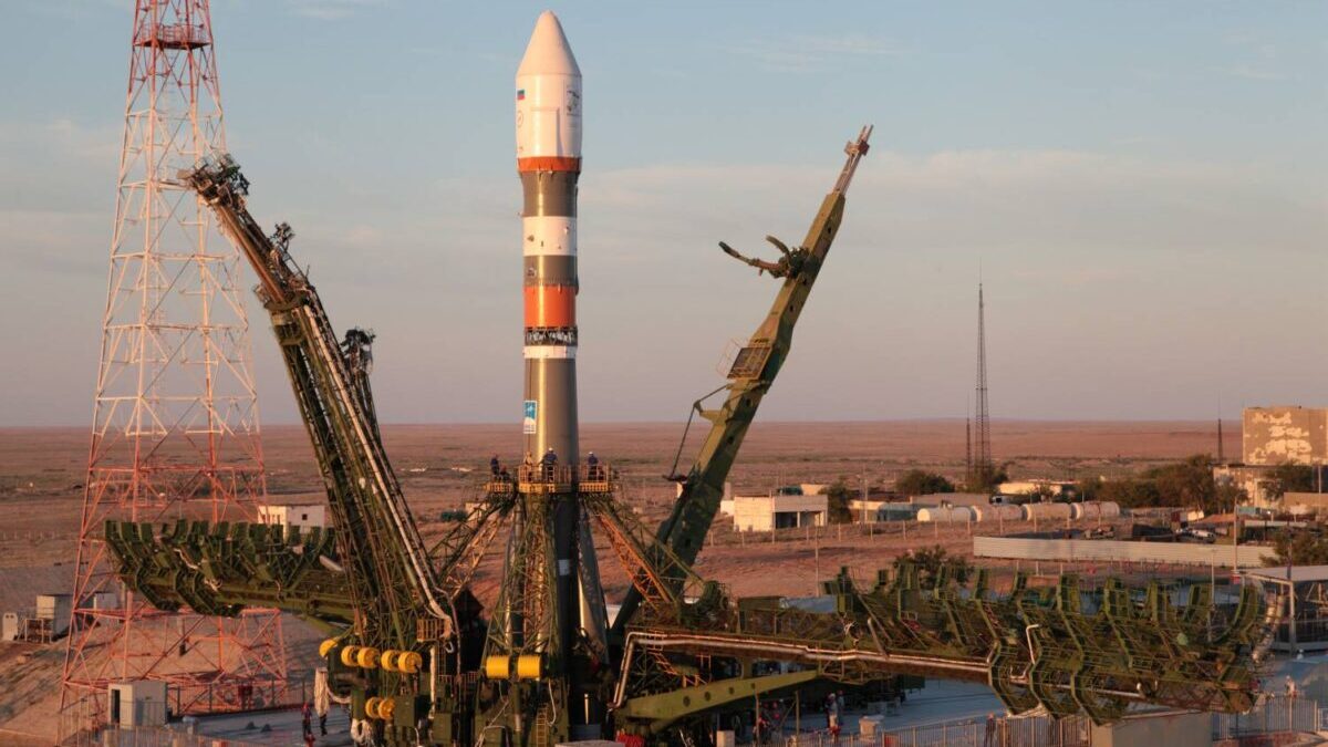 Kazachstan wystrzeliwuje satelitę na orbitę przy pomocy Chin