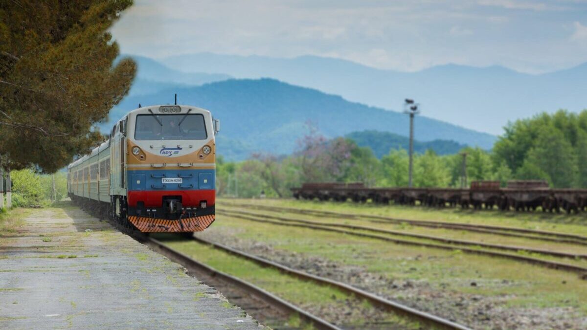Azerbejdżan odbuduje 10 stacji kolejowych wzdłuż linii Nachiczewańskiej