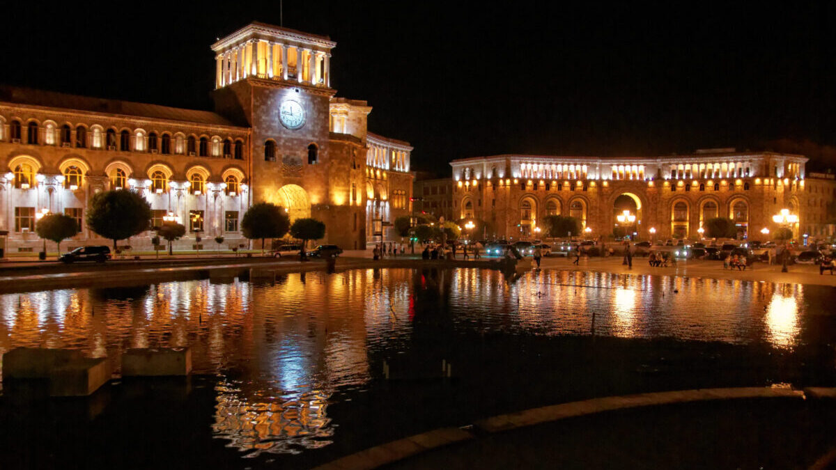 Armenia: Gospodarka a nie militaria filarem bezpieczeństwa państwa