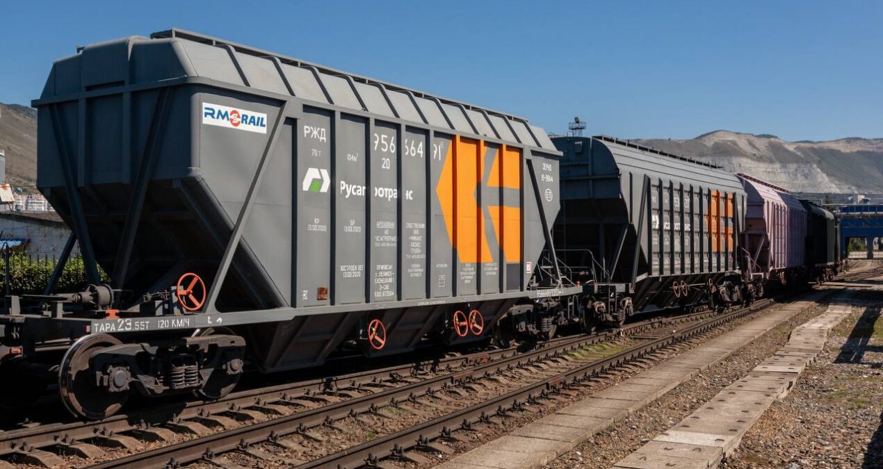 Rosja dostarcza Armenii 976 ton pszenicy przez Azerbejdżan