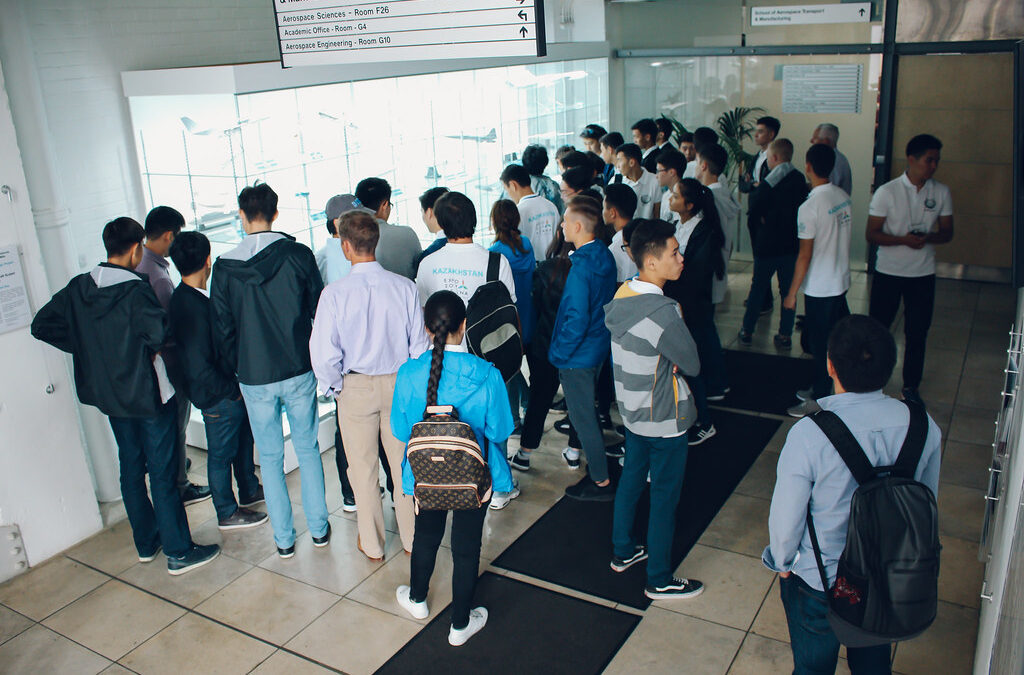 Kazachstan współpracuje z amerykańską firmą w celu naprawy systemu egzaminów na studia
